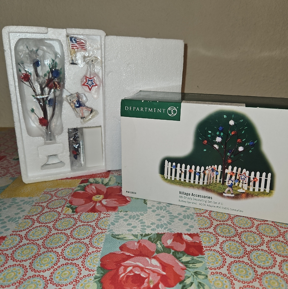 Department 56 Battery Operated 4th of July Decor Village Accessories - Picture 2 of 8